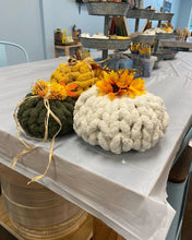 09/30/2023 - Chunky Knit Pumpkin Workshop - 6pm