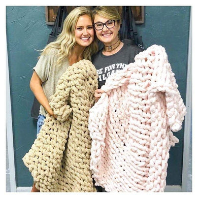 11/04/2023 - Cozy Hand Knit Blanket Workshop - 10:00am