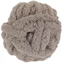04/26/2025 - Cozy Hand Knit Blanket Workshop @ All Soles Dance Studio - 10am